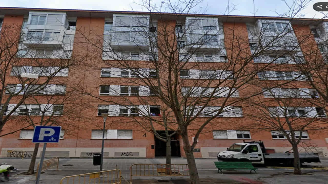 Edificio-de-la-calle-Sanduzelai-4