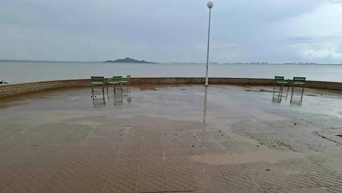 A Los Nietos agua