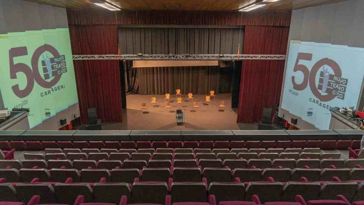 A A Teatro Circo