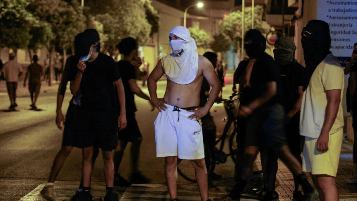 Jóvenes magrebíes en Murcia RFI