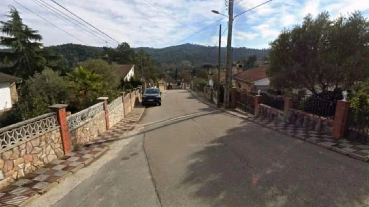 Imagen-de-una-calle-de-la-urbanizacion