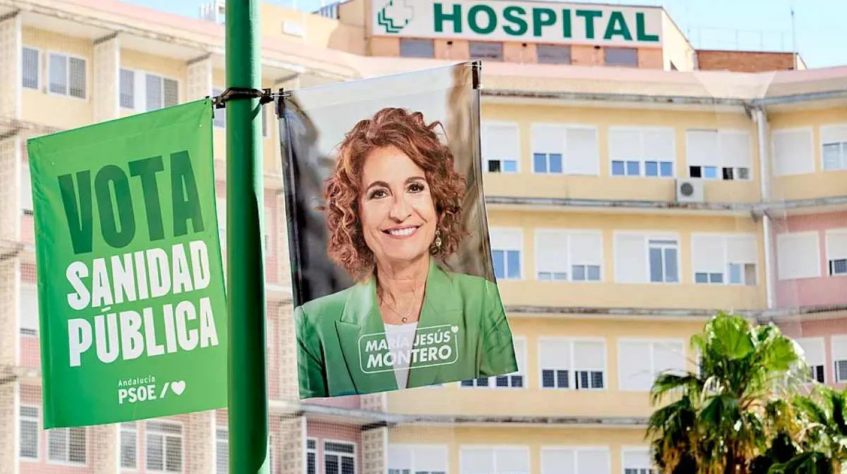 Banderola Montero hospital Virgen del Rocío Sevilla El Mundo