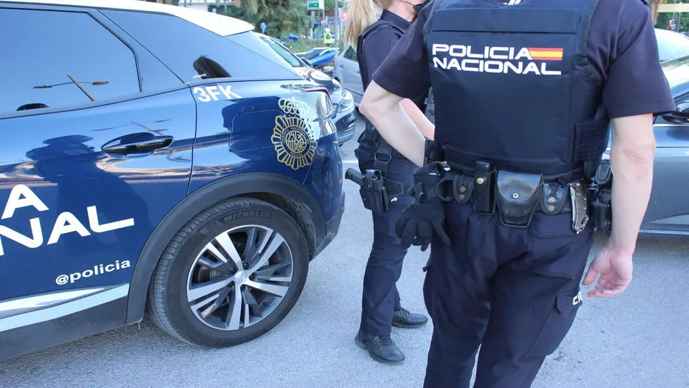 Agentes-de-la-policia-nacional