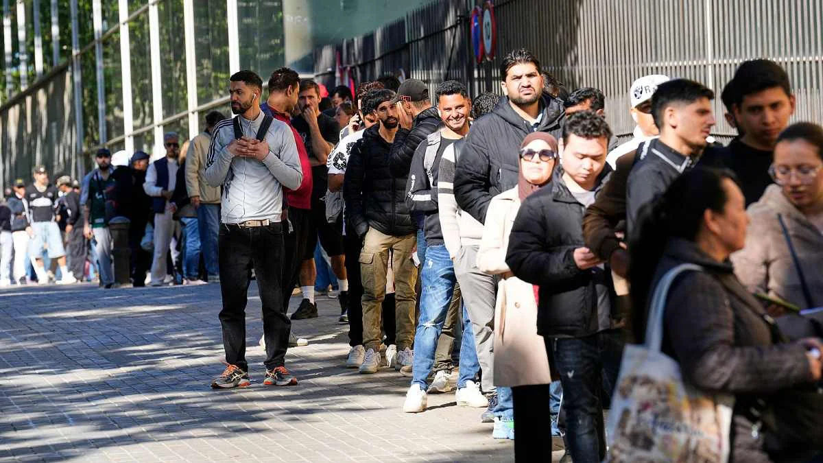 Colas de inmigrantes RTVE