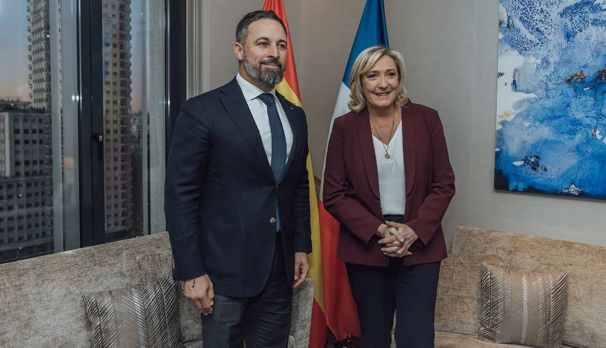 Santiago Abascal Marine Le Pen wikipedia