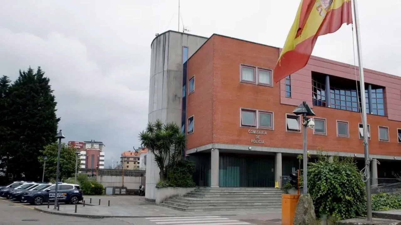 Comisaria Policia Nacional Gijon La Voz de Asturias