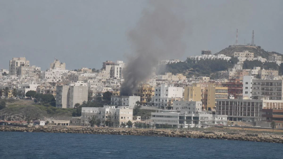 Humo edificio Ceuta