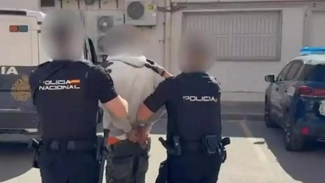 Detención del magrebí ilegal X