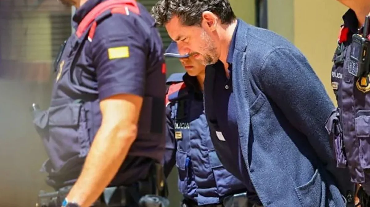 Jonathan Andic, esposado El Mundo AP